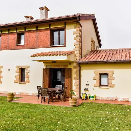 Comoda Casa Con Vistas Al Mar Y Gran Jardin. Hotel 4*